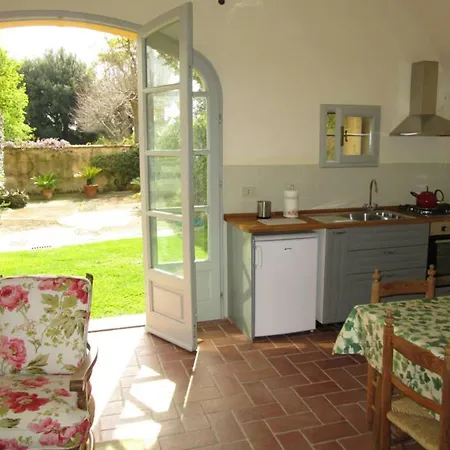 La Volta Lantgård Cascina (Pisa)